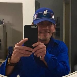 Meet your Posher, Larry